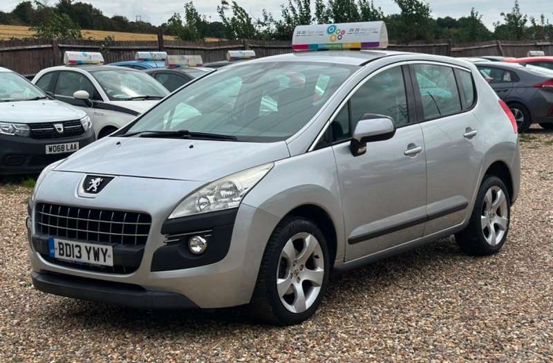 2013 PEUGEOT 3008 2013 PEUGEOT 3008