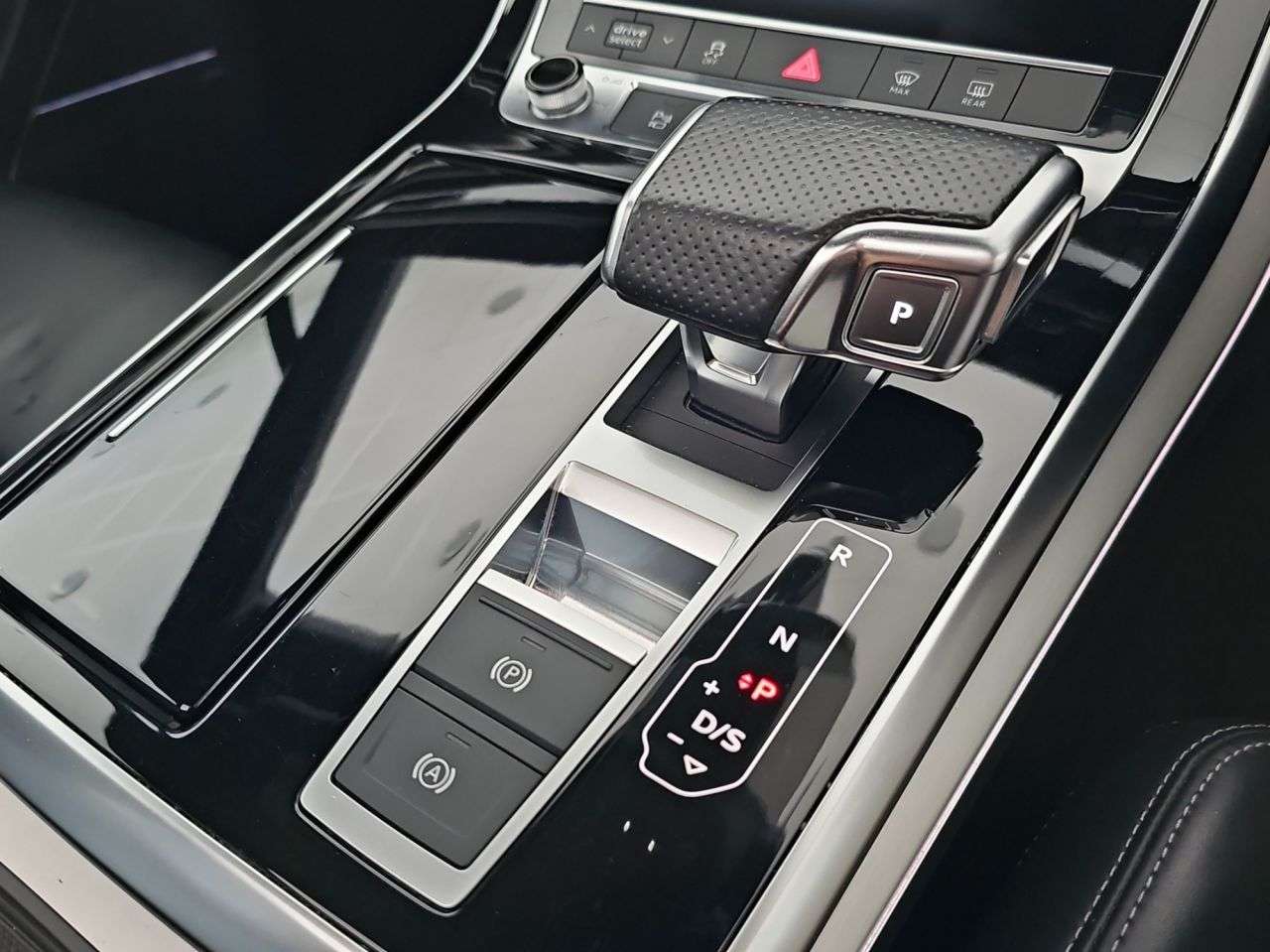 2019 AUDI Q7 2019 AUDI Q7