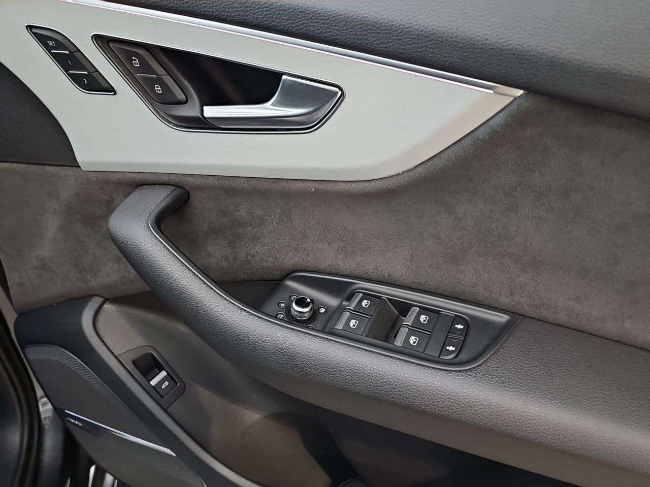 2019 AUDI Q7 2019 AUDI Q7