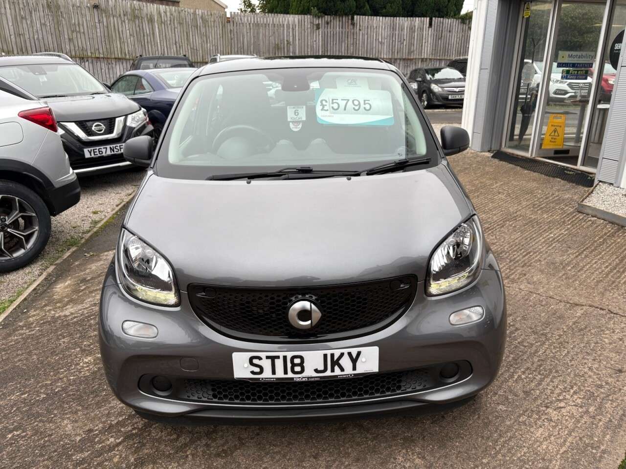 2018 SMART FORFOUR 2018 SMART FORFOUR