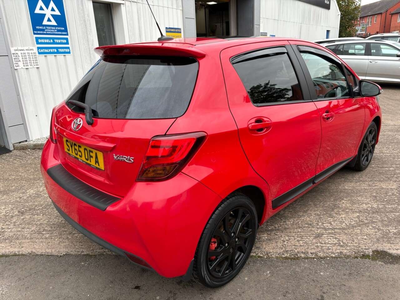 2015 TOYOTA YARIS 2015 TOYOTA YARIS