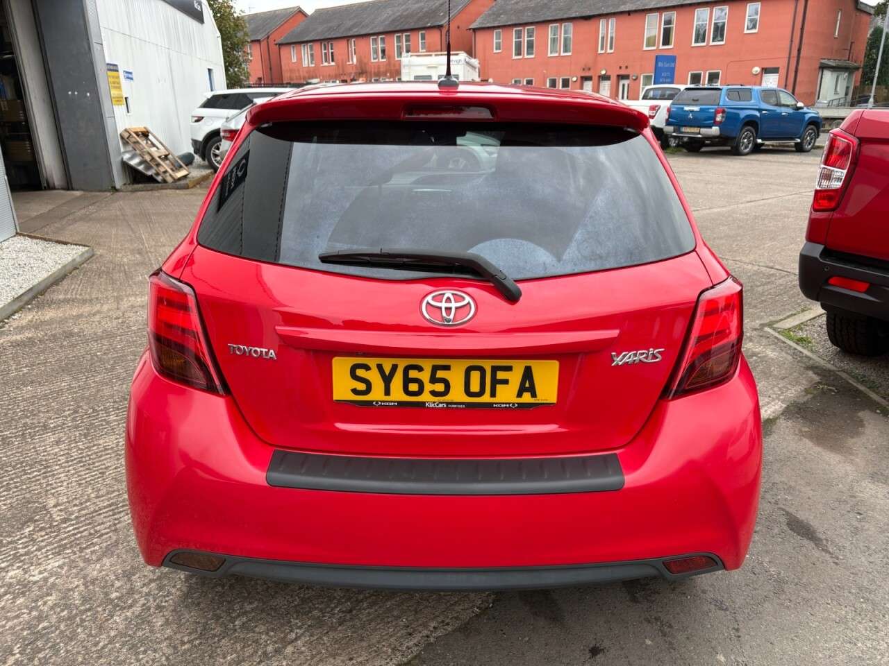 2015 TOYOTA YARIS 2015 TOYOTA YARIS