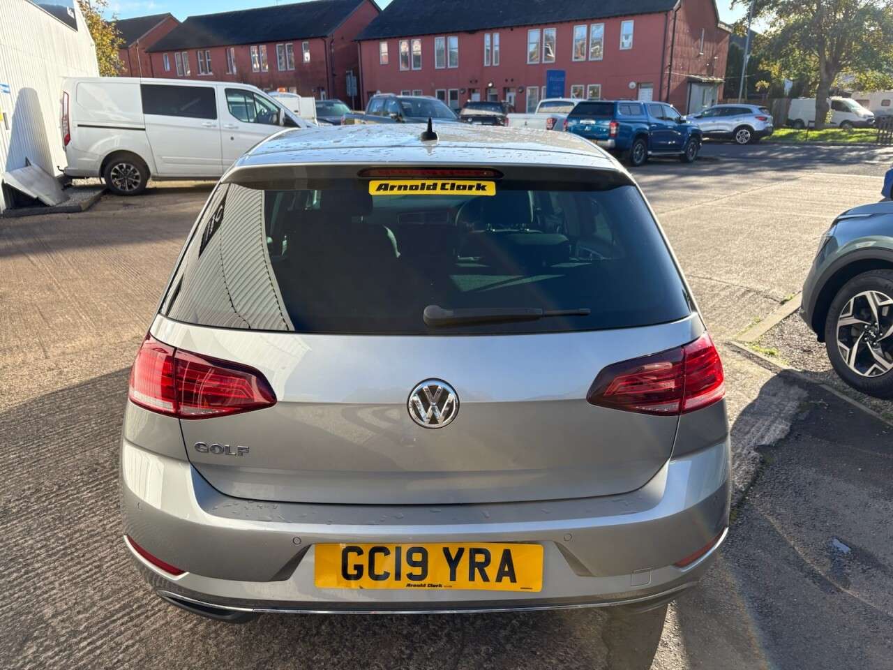 2019 VOLKSWAGEN GOLF 2019 VOLKSWAGEN GOLF