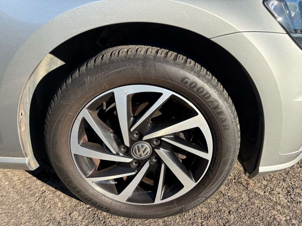 2019 VOLKSWAGEN GOLF 2019 VOLKSWAGEN GOLF