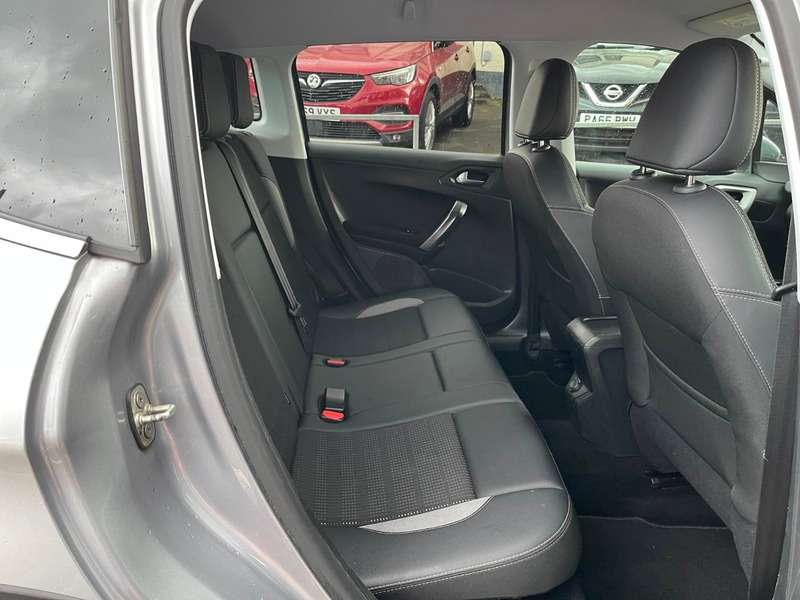 2018 PEUGEOT 2008 2018 PEUGEOT 2008