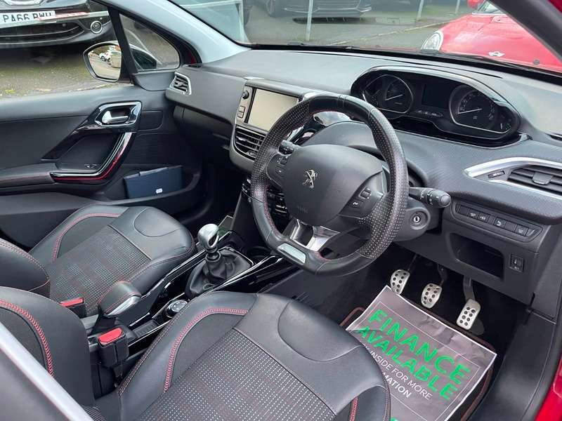 2017 PEUGEOT 2008 2017 PEUGEOT 2008