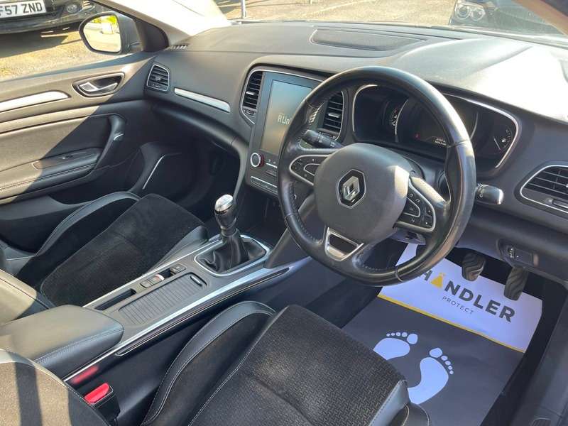 2017 RENAULT MEGANE 2017 RENAULT MEGANE