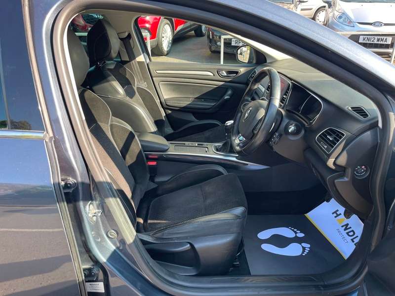 2017 RENAULT MEGANE 2017 RENAULT MEGANE