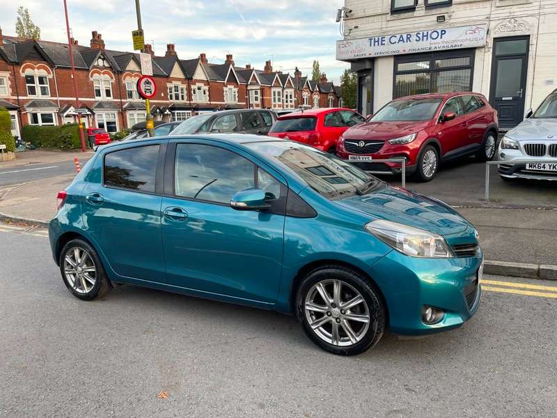 2012 TOYOTA YARIS 2012 TOYOTA YARIS