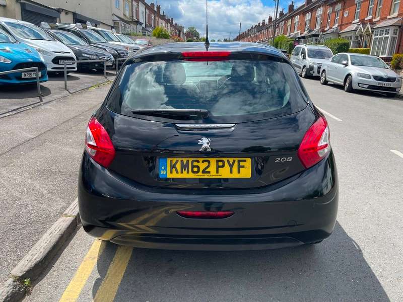 2012 PEUGEOT 208 2012 PEUGEOT 208