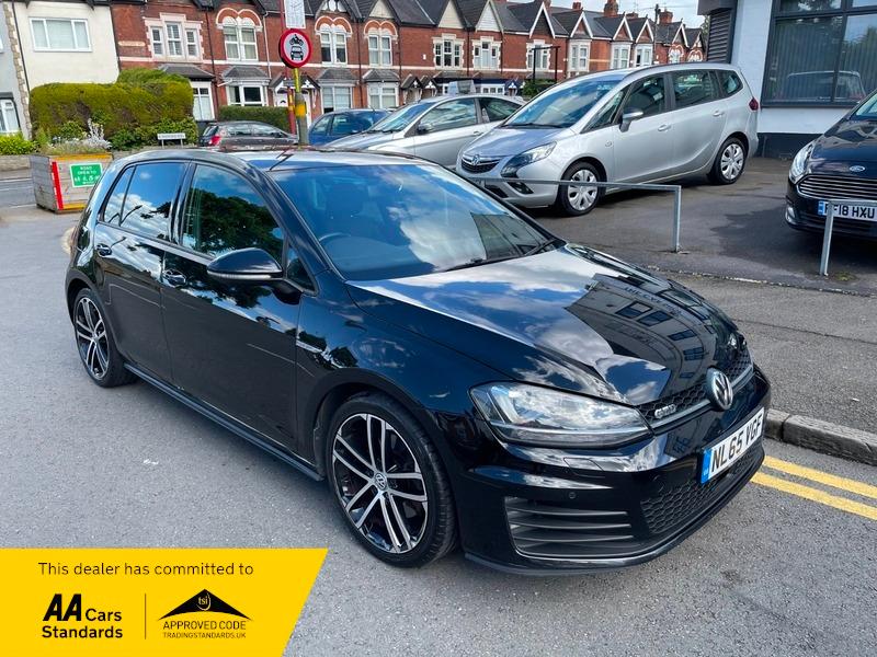 Check out this Volkswagen Golf 2015 Diesel Manual