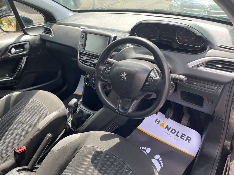 2012 PEUGEOT 208 2012 PEUGEOT 208