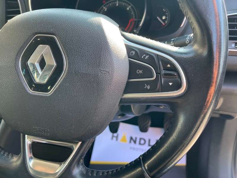 2017 RENAULT MEGANE 2017 RENAULT MEGANE