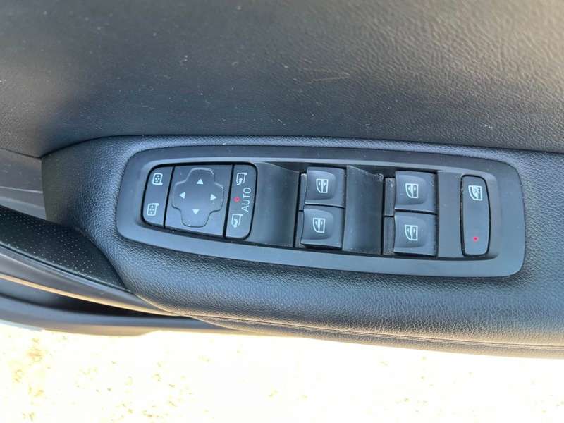 2017 RENAULT MEGANE 2017 RENAULT MEGANE