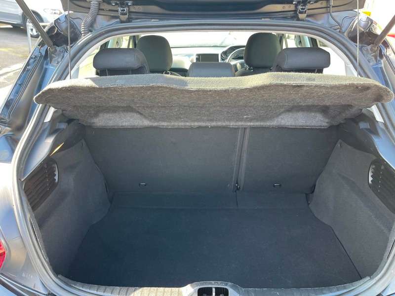 2018 PEUGEOT 208 2018 PEUGEOT 208