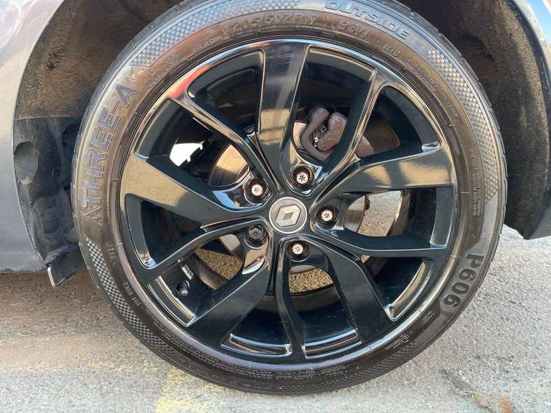 2017 RENAULT MEGANE 2017 RENAULT MEGANE