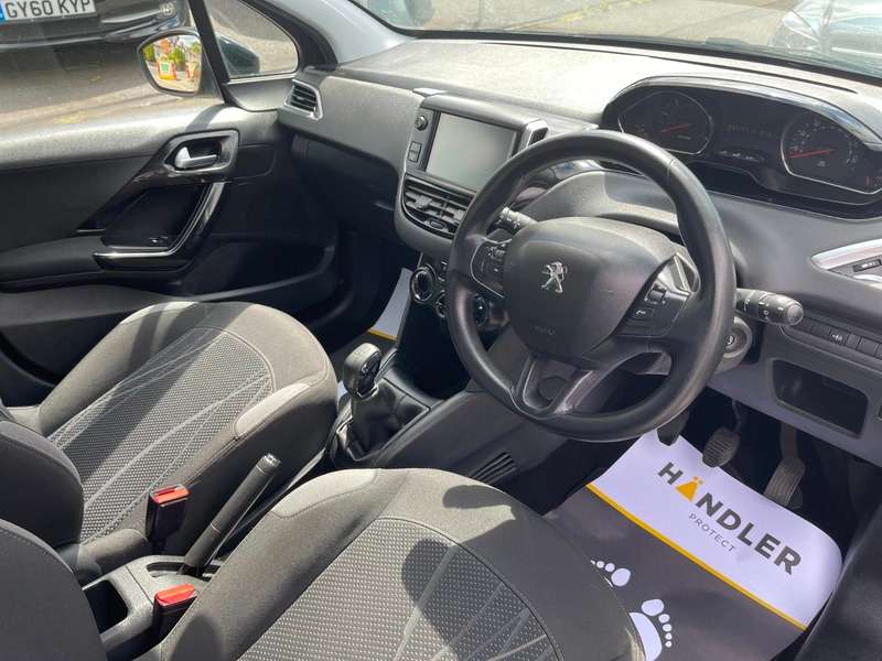 2012 PEUGEOT 208 2012 PEUGEOT 208