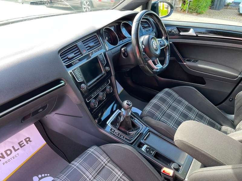 2015 VOLKSWAGEN GOLF 2015 VOLKSWAGEN GOLF