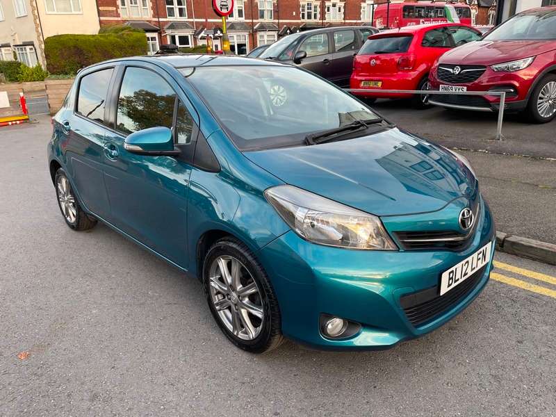 2012 TOYOTA YARIS 2012 TOYOTA YARIS