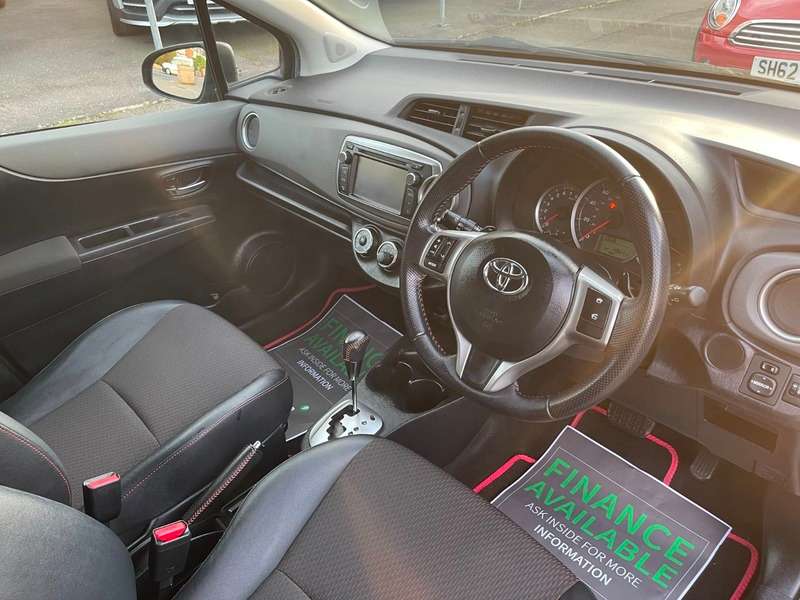 2012 TOYOTA YARIS 2012 TOYOTA YARIS