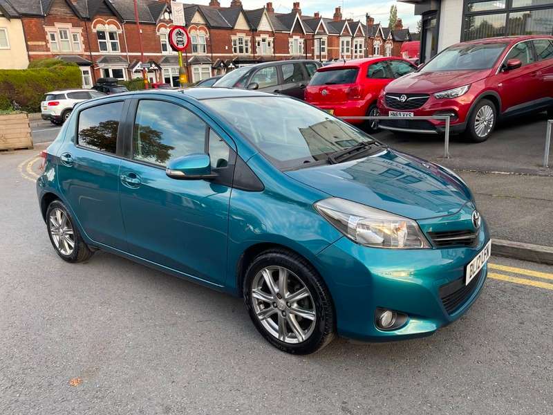 2012 TOYOTA YARIS 2012 TOYOTA YARIS