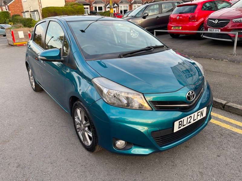 2012 TOYOTA YARIS 2012 TOYOTA YARIS