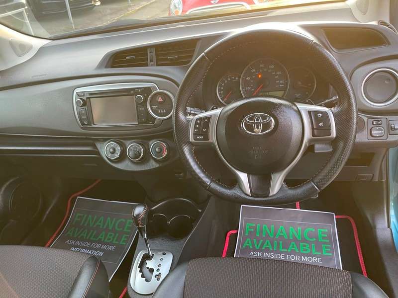 2012 TOYOTA YARIS 2012 TOYOTA YARIS