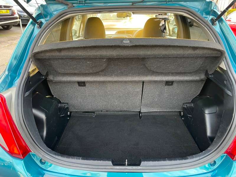 2012 TOYOTA YARIS 2012 TOYOTA YARIS