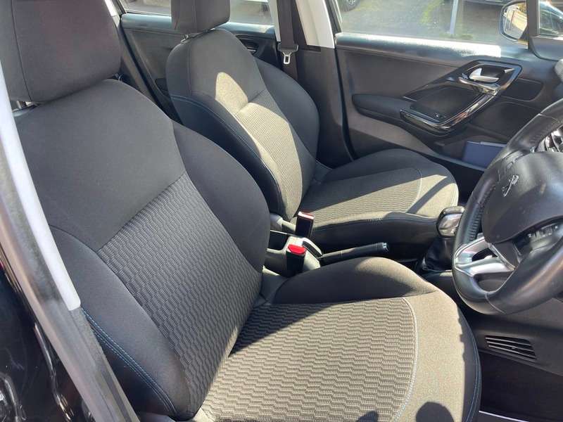 2018 PEUGEOT 208 2018 PEUGEOT 208