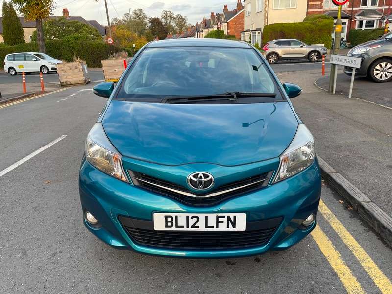 2012 TOYOTA YARIS 2012 TOYOTA YARIS