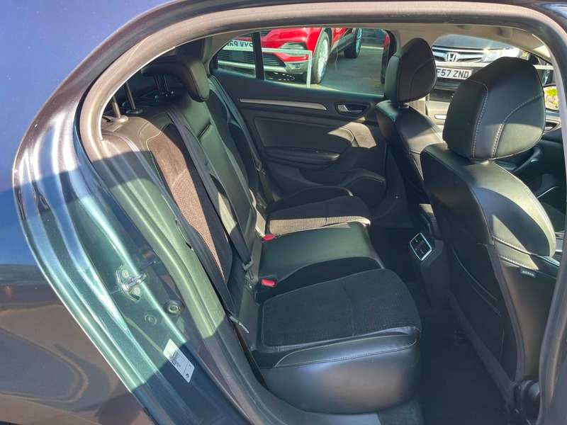 2017 RENAULT MEGANE 2017 RENAULT MEGANE