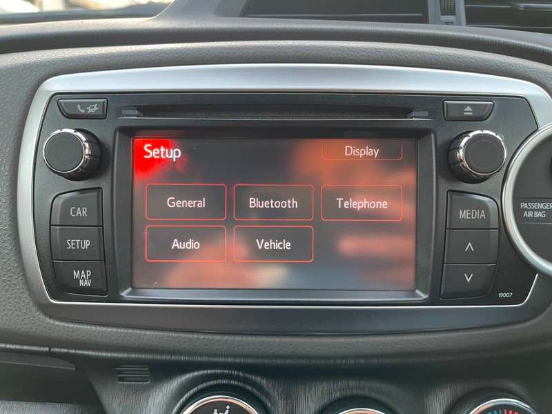 2012 TOYOTA YARIS 2012 TOYOTA YARIS