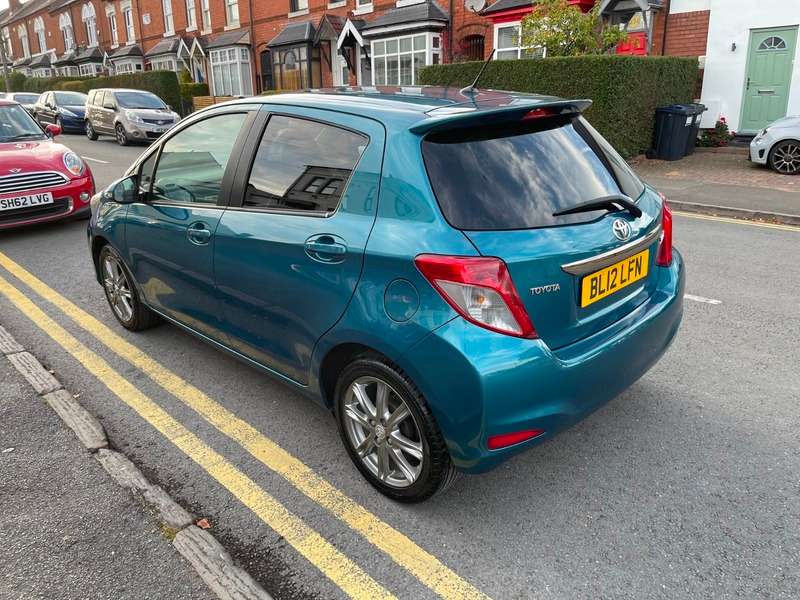 2012 TOYOTA YARIS 2012 TOYOTA YARIS