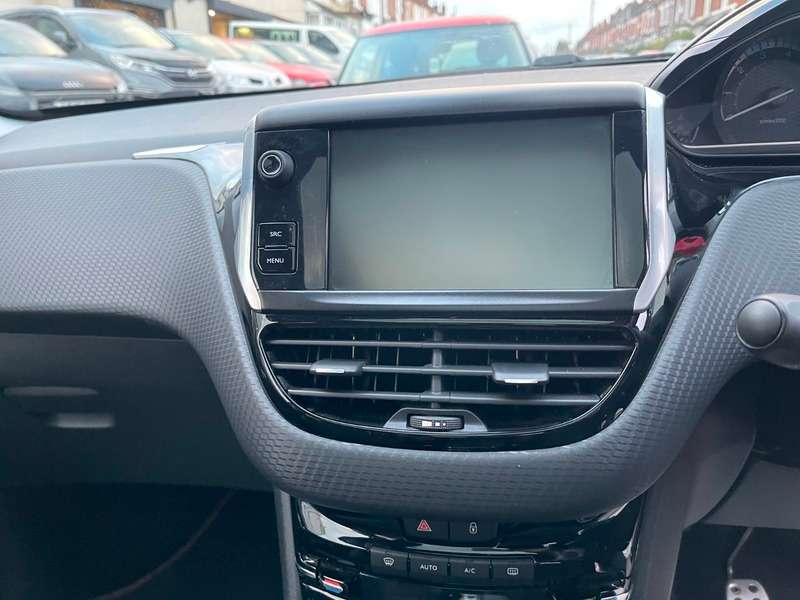 2017 PEUGEOT 2008 2017 PEUGEOT 2008