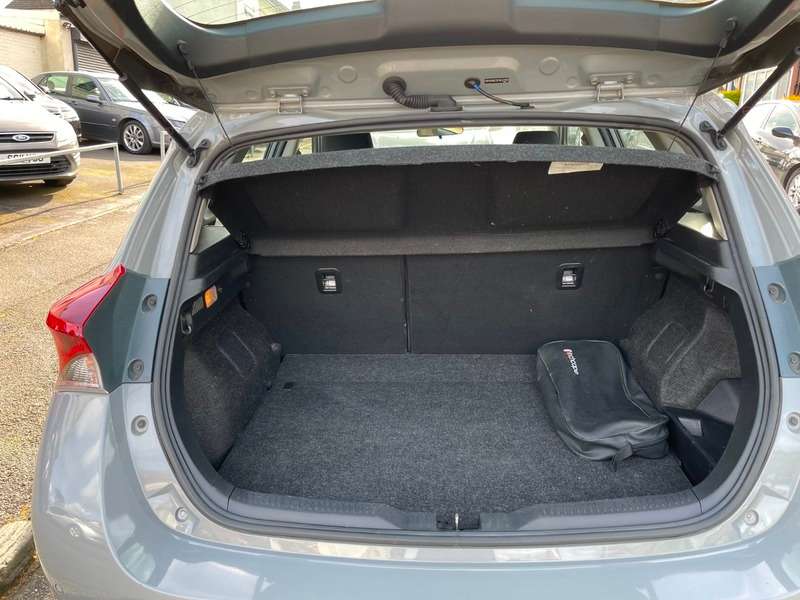 2018 TOYOTA AURIS 2018 TOYOTA AURIS