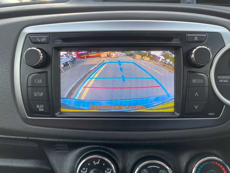 2012 TOYOTA YARIS 2012 TOYOTA YARIS