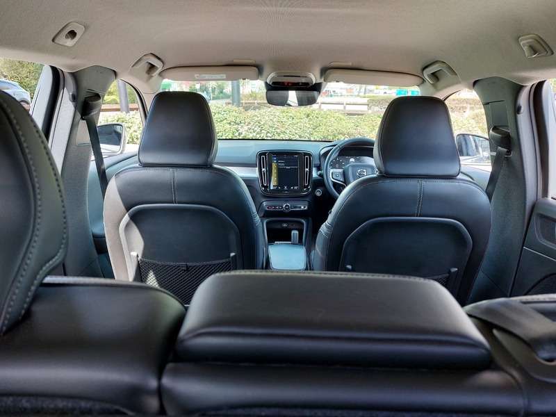 null VOLVO XC40 null VOLVO XC40