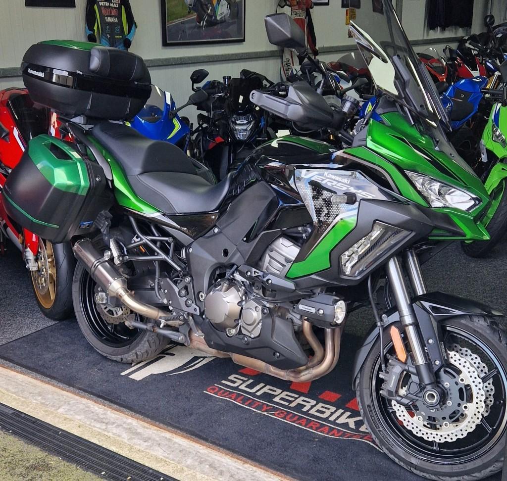 Check out this Kawasaki Klz 1000 Dnsnn 2022 Petrol