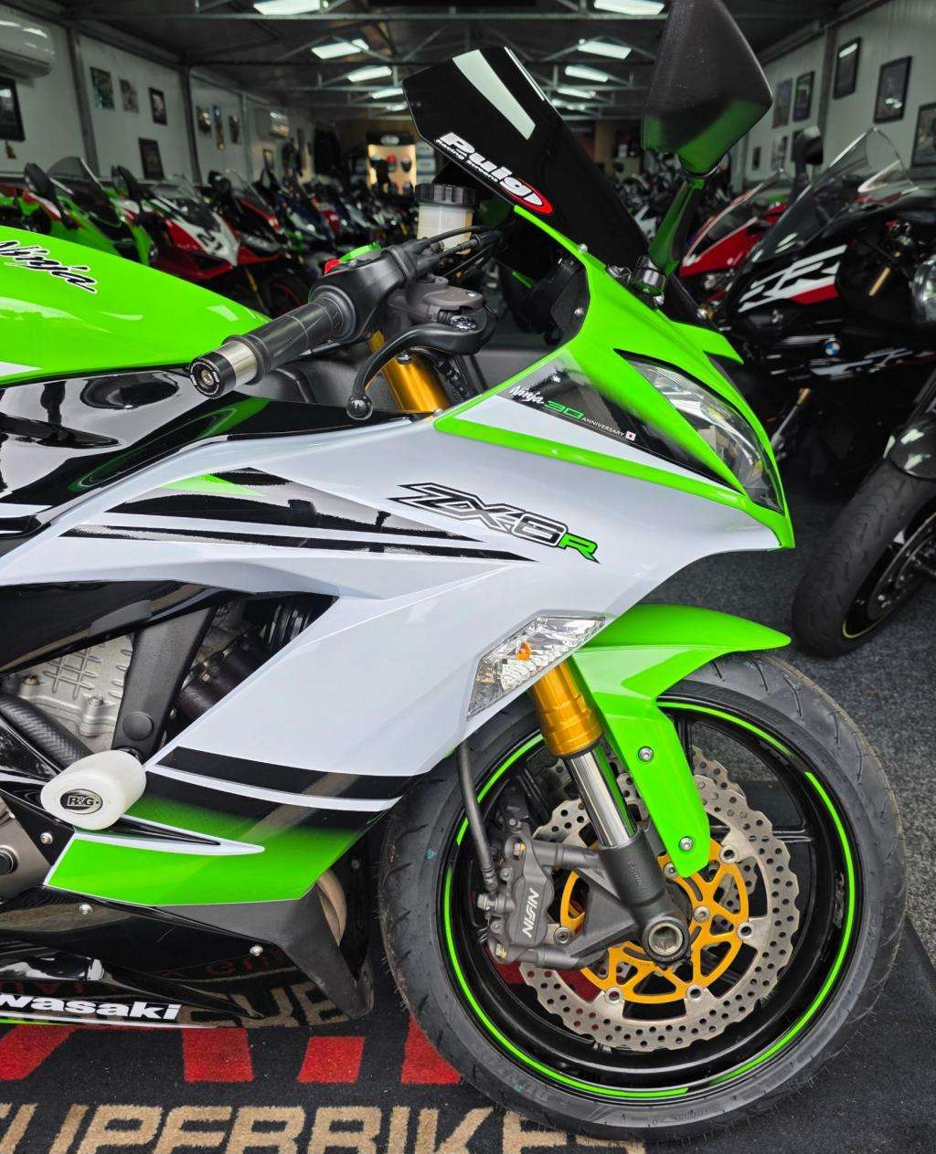 2015 KAWASAKI ZX 636 EFFA 2015 KAWASAKI ZX 636 EFFA