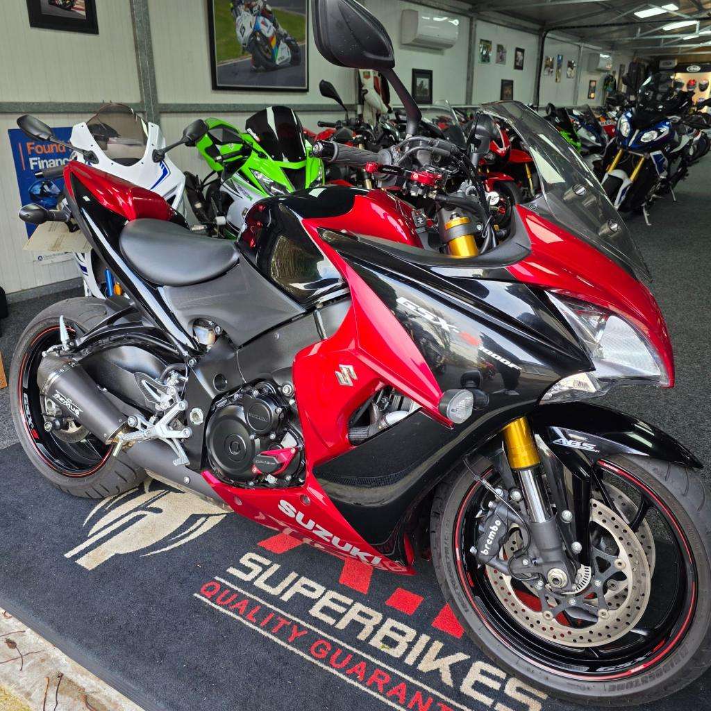 2015 SUZUKI GSXS 1000 FAL6 2015 SUZUKI GSXS 1000 FAL6