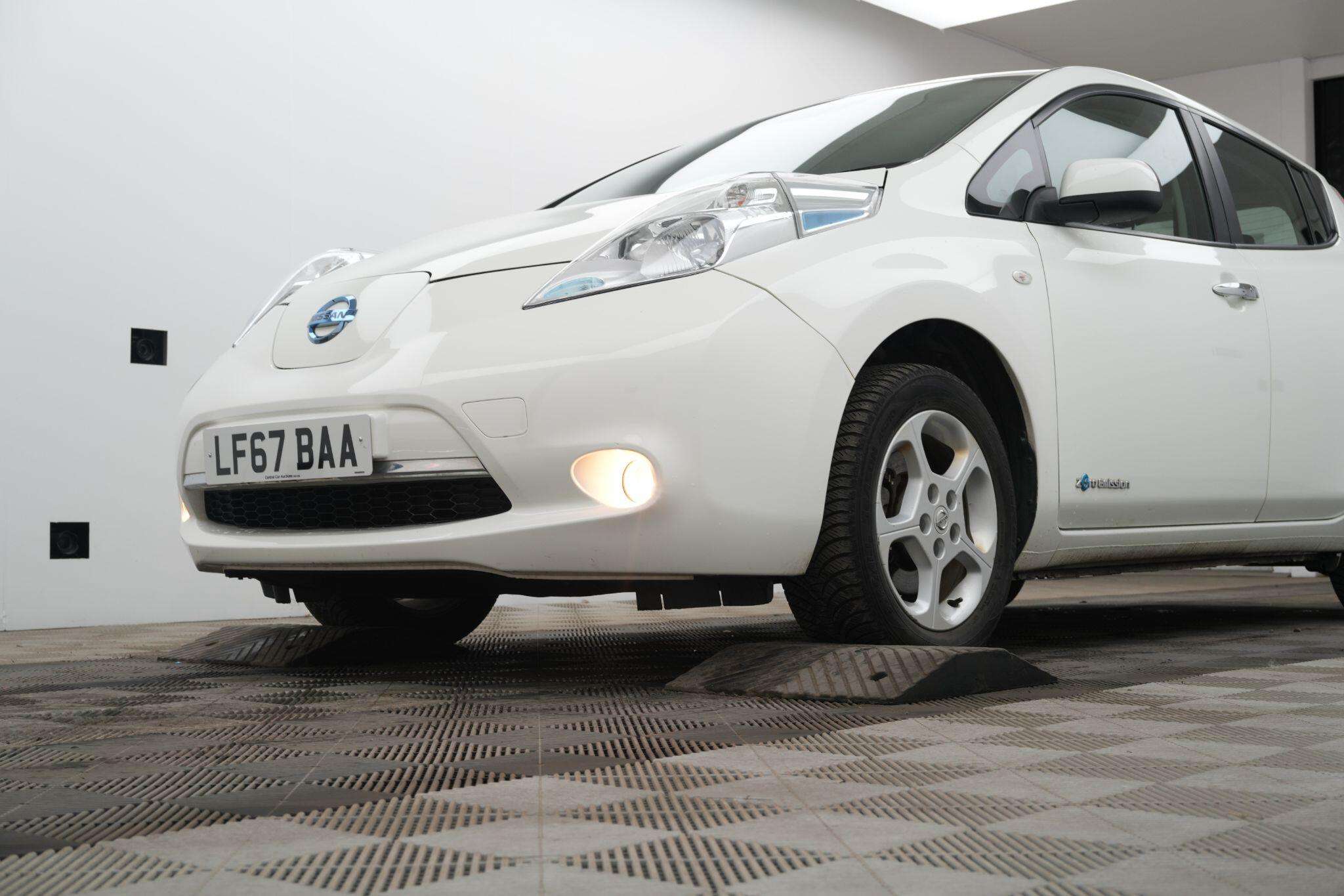 2017 NISSAN LEAF 2017 NISSAN LEAF