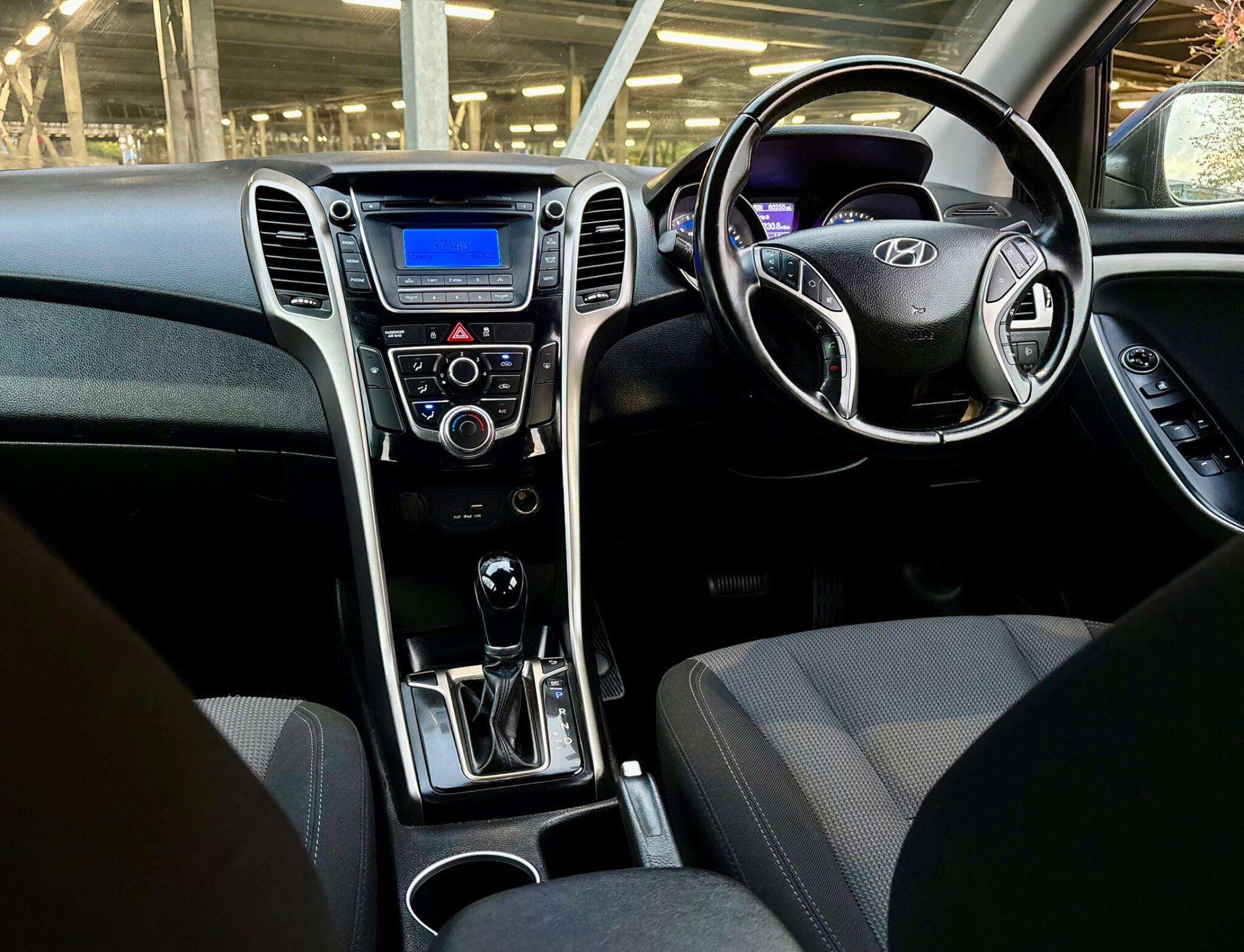 2015 HYUNDAI I30 2015 HYUNDAI I30