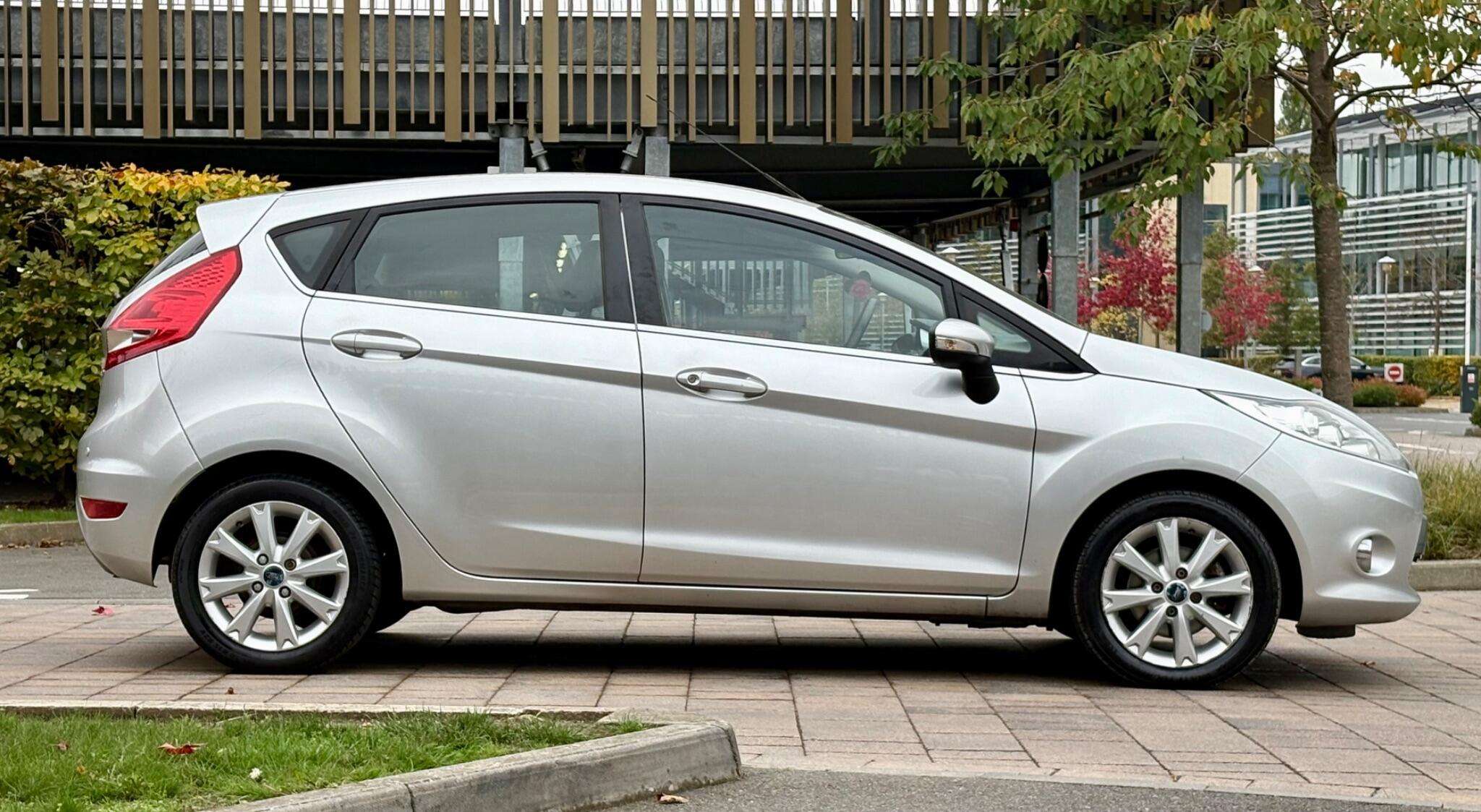 2010 FORD FIESTA 2010 FORD FIESTA