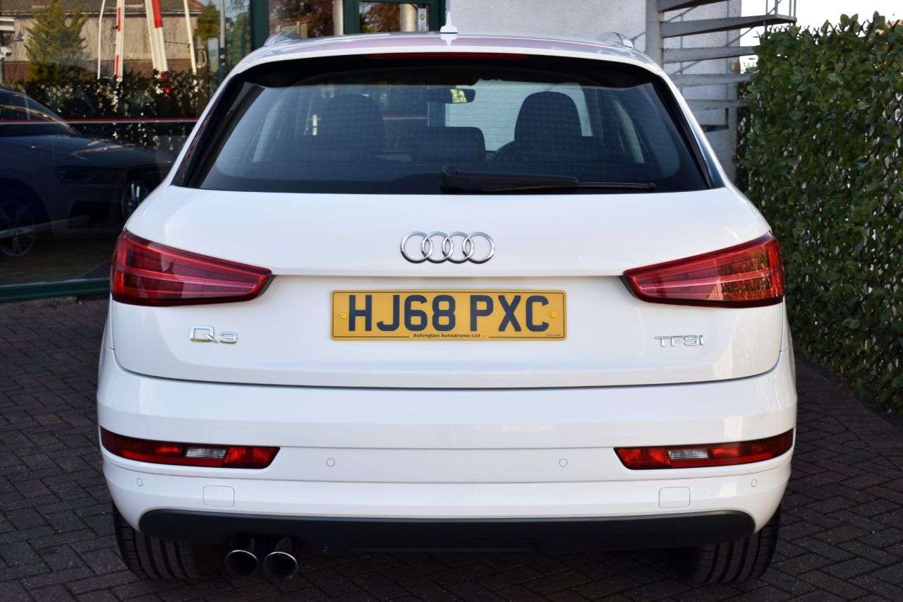 2018 AUDI Q3 2018 AUDI Q3