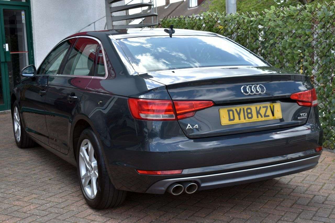 2018 AUDI A4 2018 AUDI A4