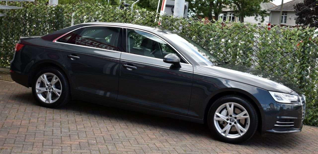 2018 AUDI A4 2018 AUDI A4