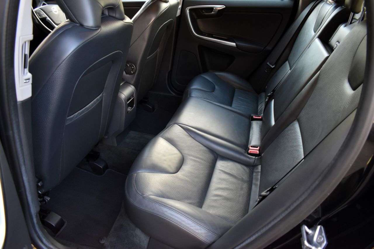 2013 VOLVO XC60 2013 VOLVO XC60