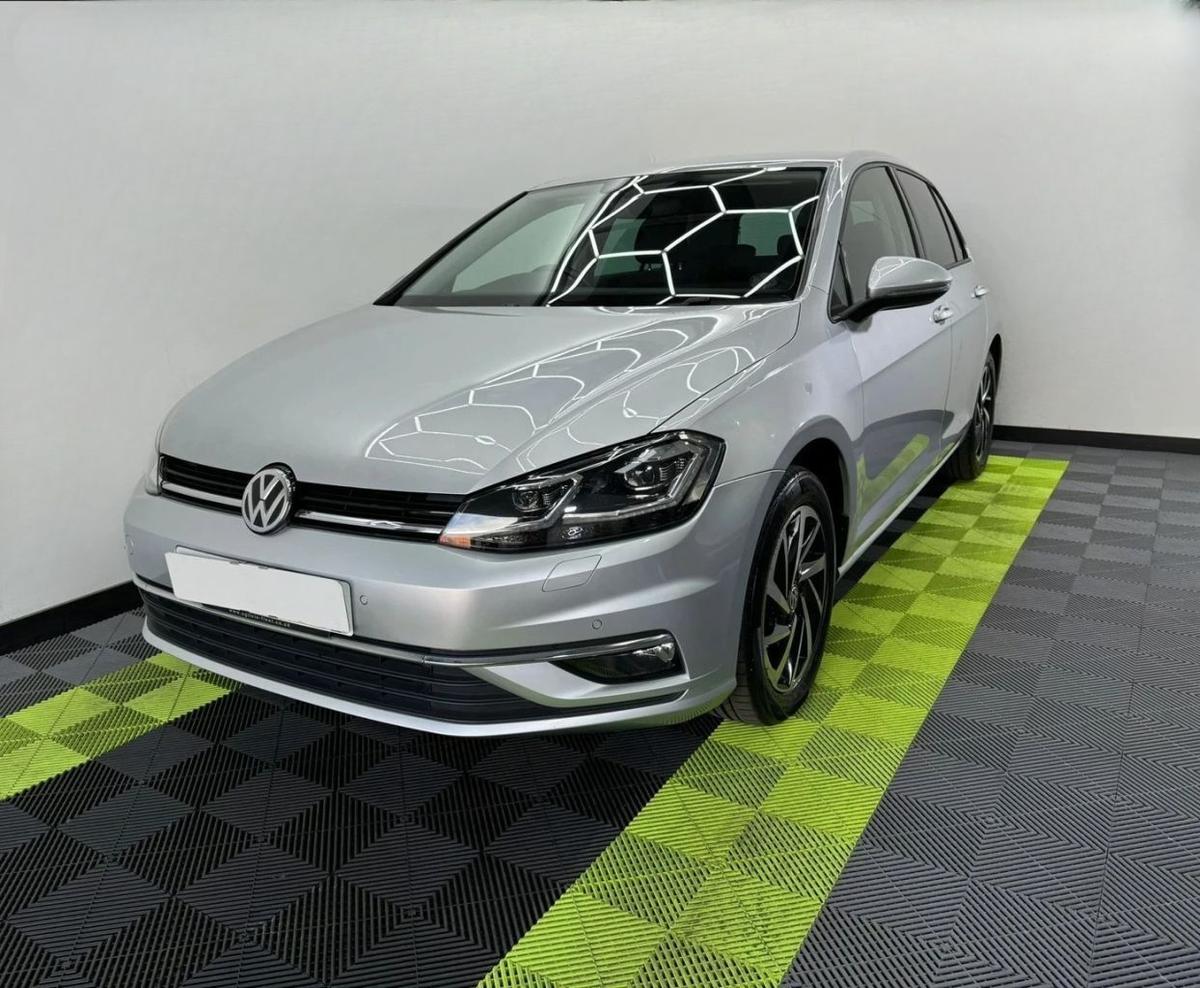 Check out this Volkswagen Golf 2020 Diesel Automatic