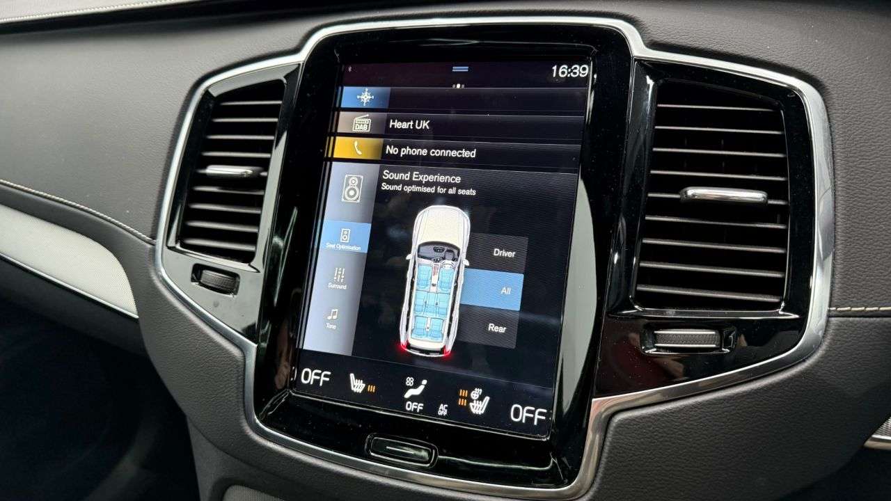 2021 VOLVO XC90 2021 VOLVO XC90