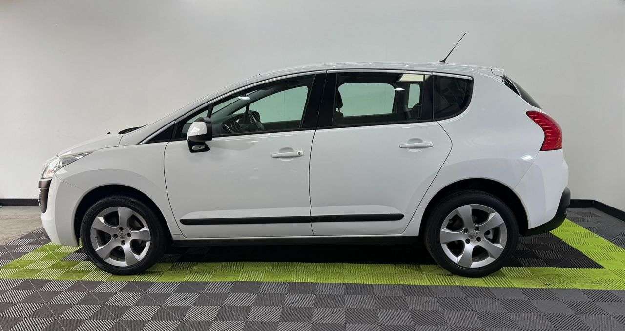 2013 PEUGEOT 3008 2013 PEUGEOT 3008